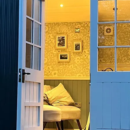 The Hazel Hut Lodge