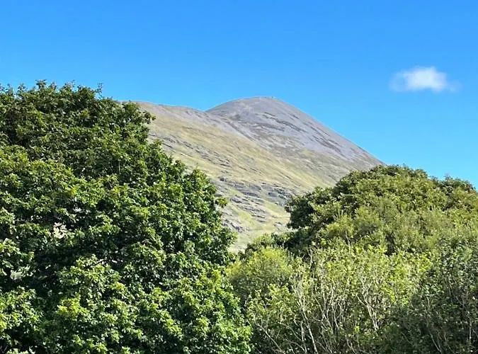 The Hazel Hut Lodge Westport