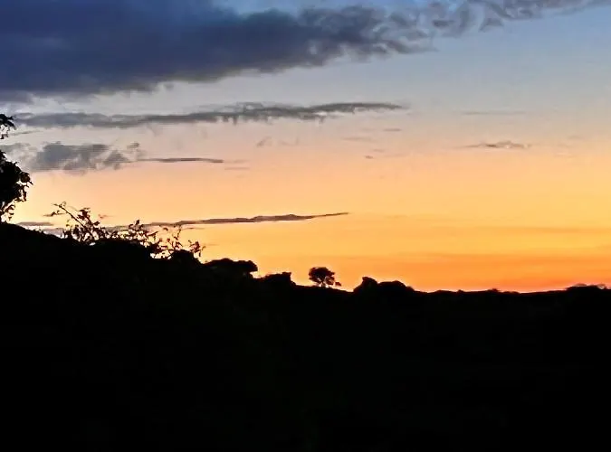 Lodge The Hazel Hut *