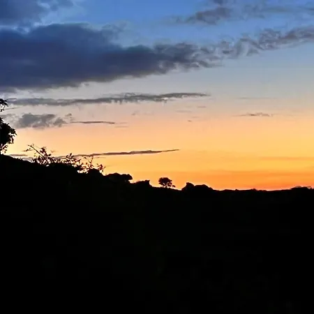 Lodge The Hazel Hut *